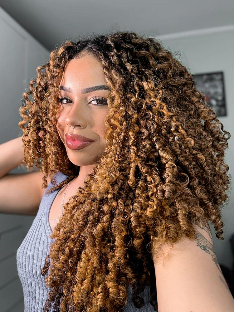 finger coiling curly wig